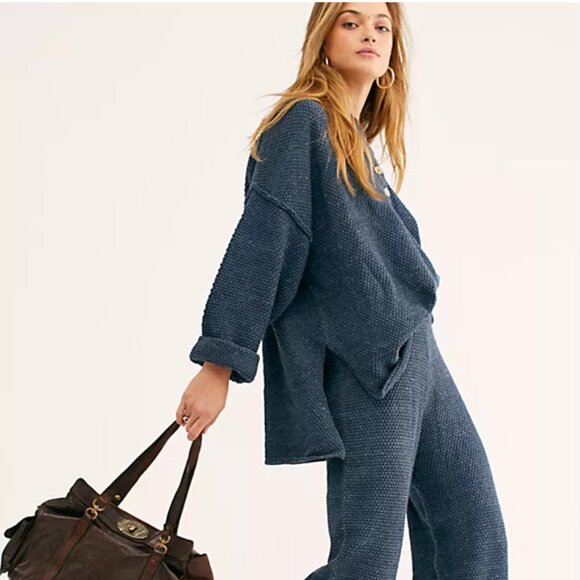 Hailee Sweater Set- Navy - Picture 2 of 3